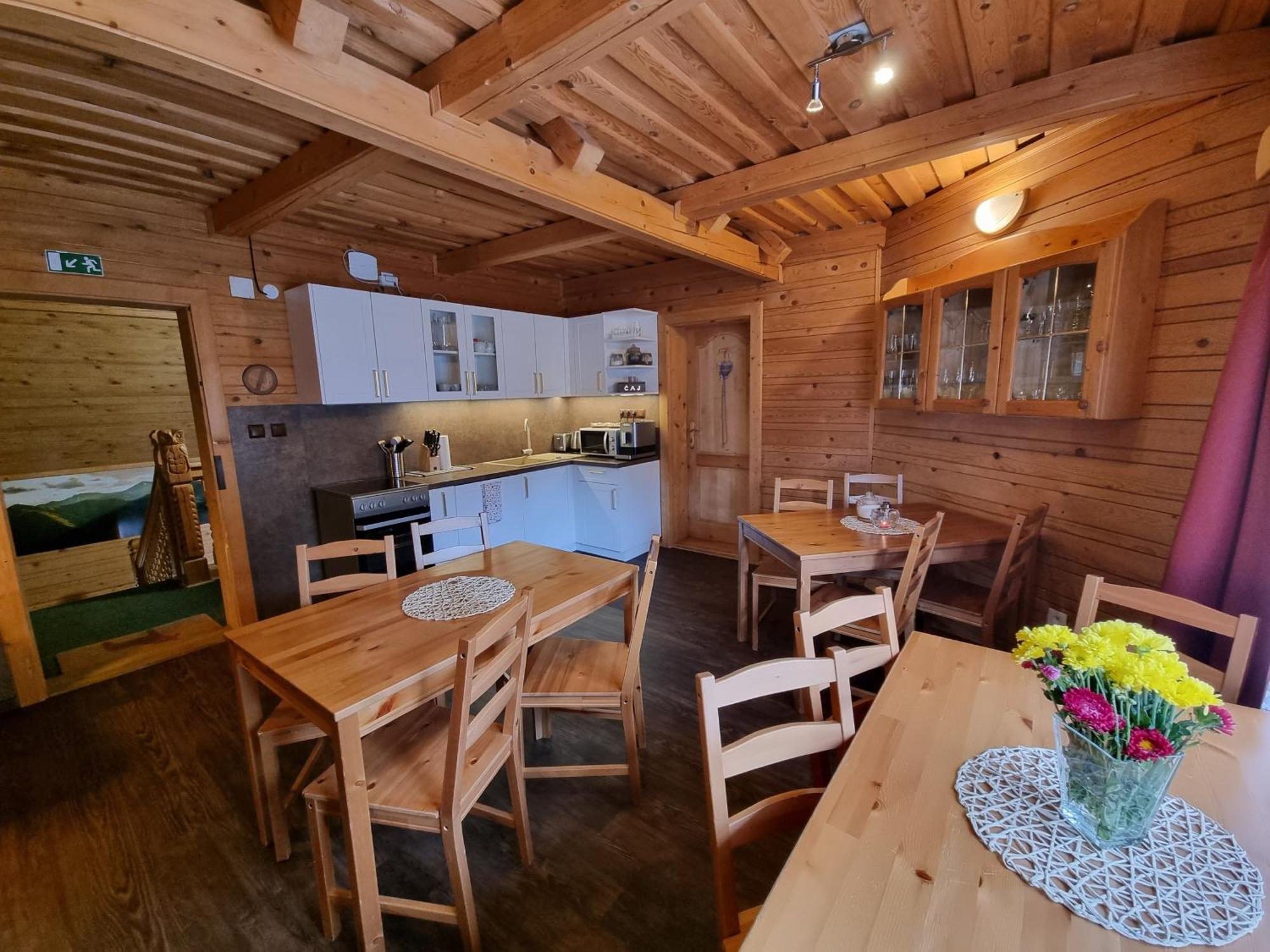 Apartmany Kubinska Hola Dolny Kubin Exterior foto